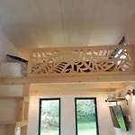 Holiday home Insolite La Tiny House Du Lutin Many Et Son Bain Nordique Saint-Christophe-Sur-Conde