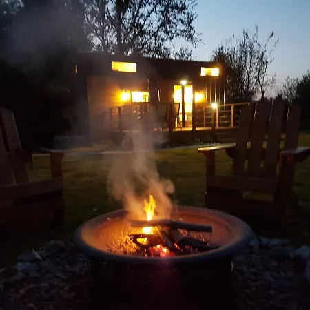 Insolite: La Tiny House Du Lutin Many Hébergement de vacances *